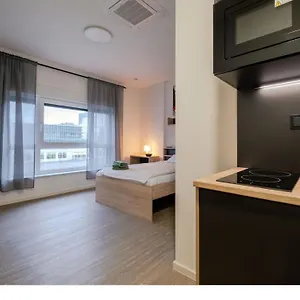 https://jadejabo-moderne-moblierte-serviced-apartments-dusseldorf-neuss.topcolognehotels.com